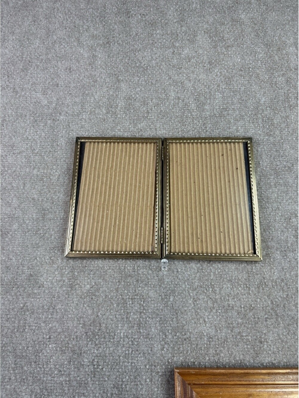 Vintage MCM Gold Tone Metal Bifold Picture Frame - Hinged Double 5x7 Tabletop